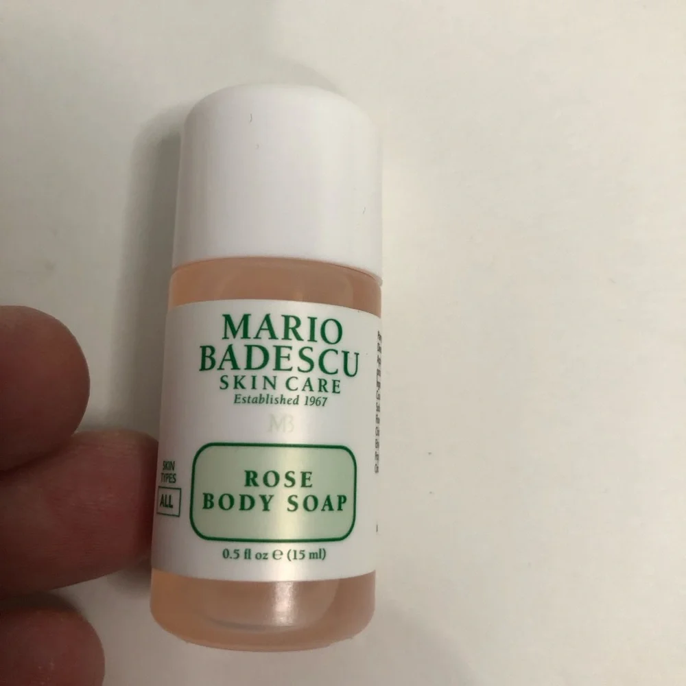 Mario Badescu winter glow essentials 4 piece essentials gift‎ set New in tin